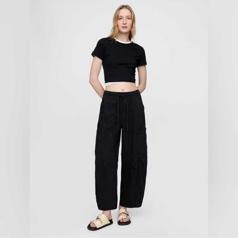 NEW! Gap Mid Rise UltraSoft Easy Horseshoe Jeans Black 🩷 740069